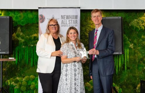 Claire Crill, Tate & Lyle Sugars receiving award from Stephen Timms MP